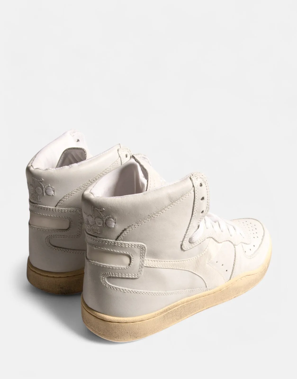 Diadora Mi Basket Used White Sneakers