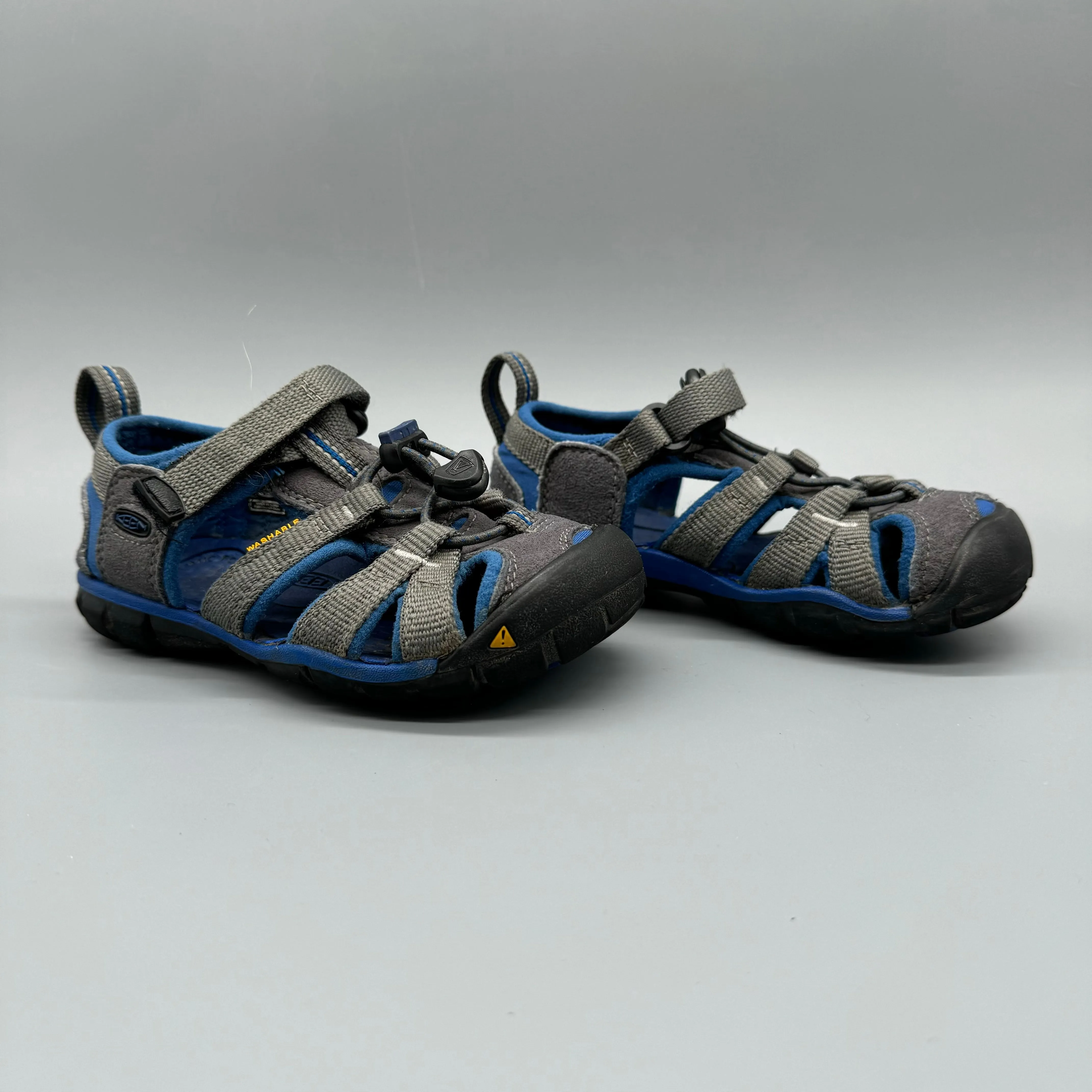 Keen / Sandals / US10