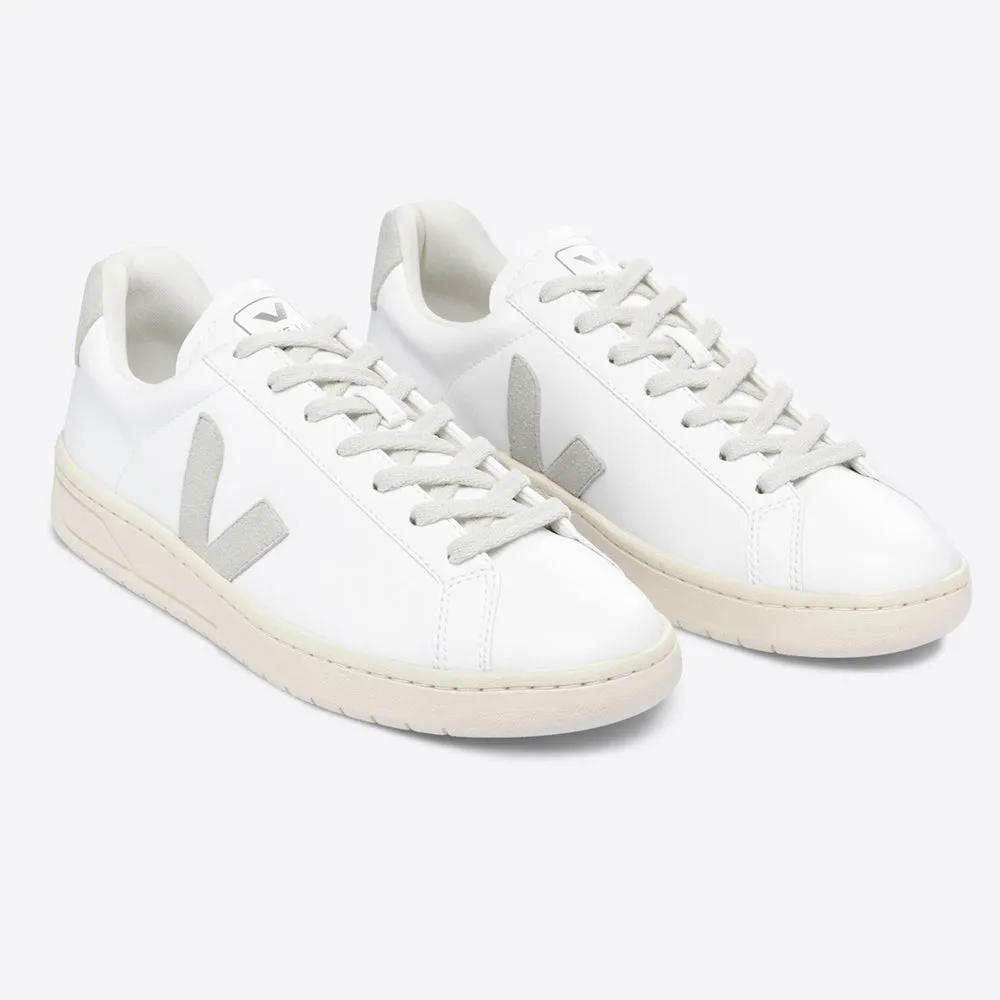 Veja Women's Urca Sneakers