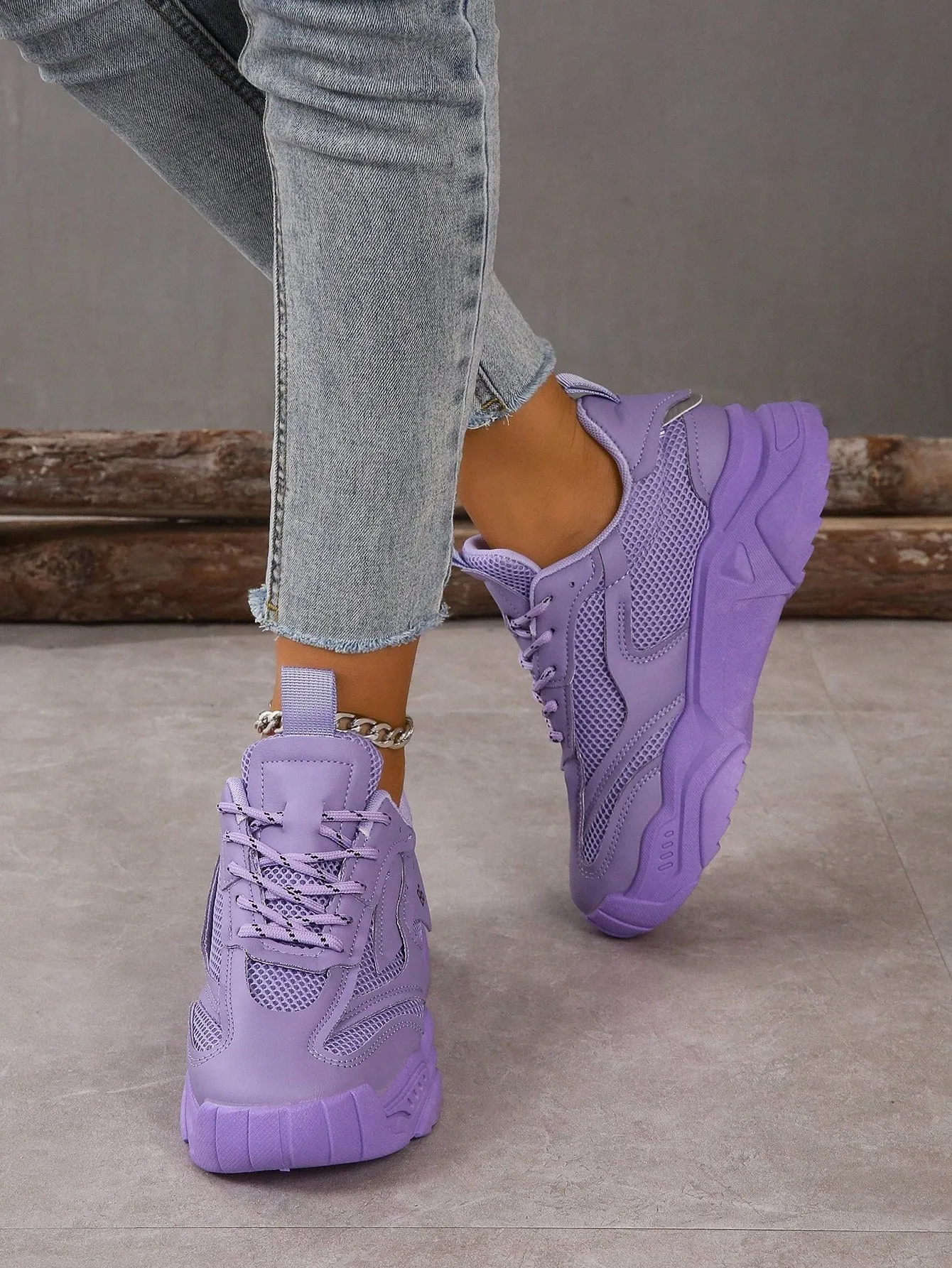 Women's Chunky Sneakers For Sports And Student Wear