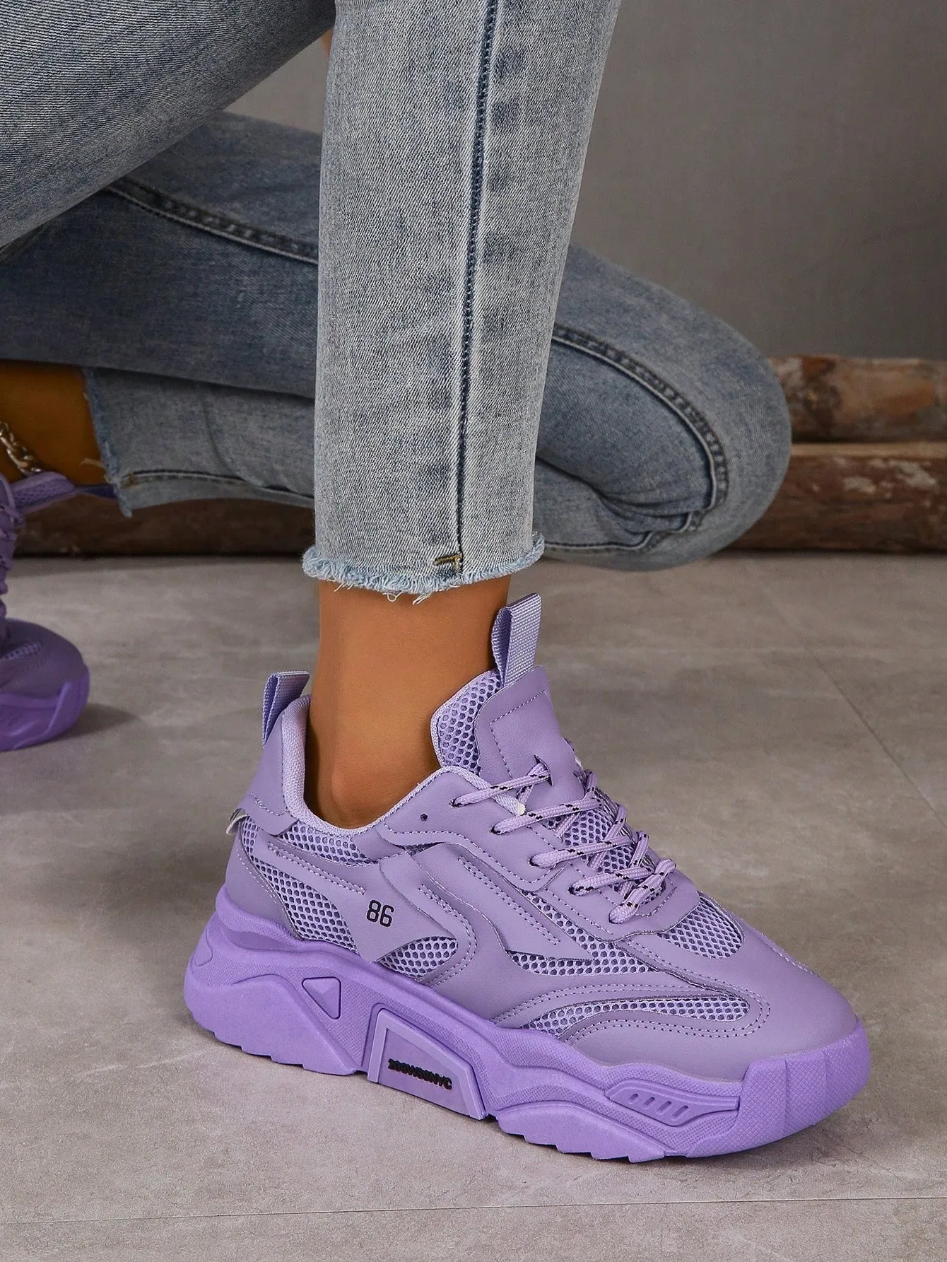 Women's Chunky Sneakers For Sports And Student Wear