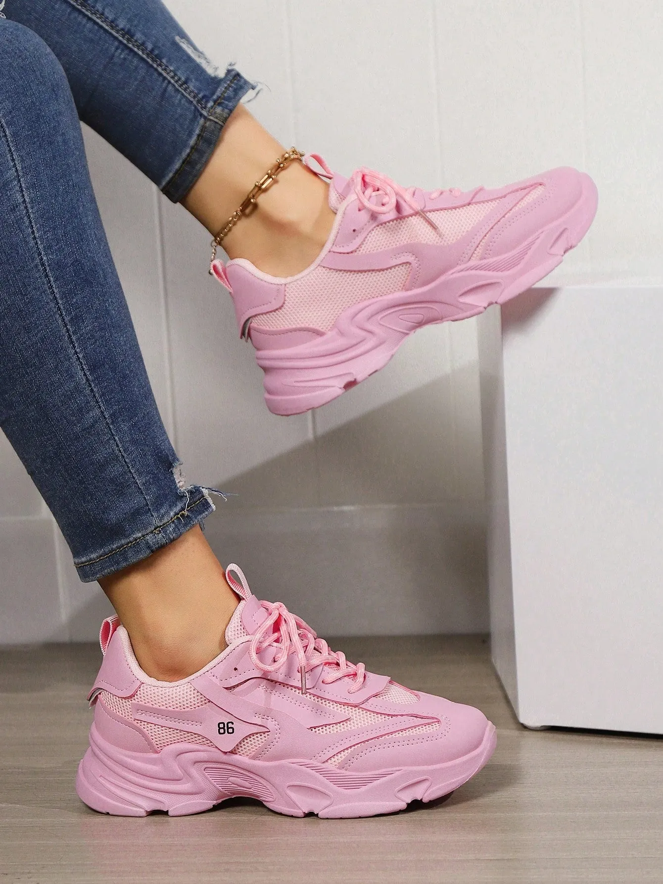 Women's Chunky Sneakers For Sports And Student Wear