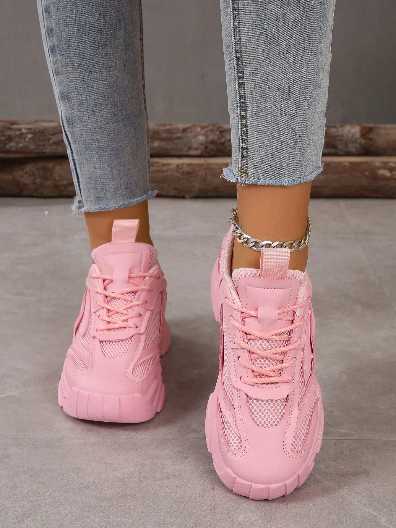 Women's Chunky Sneakers For Sports And Student Wear